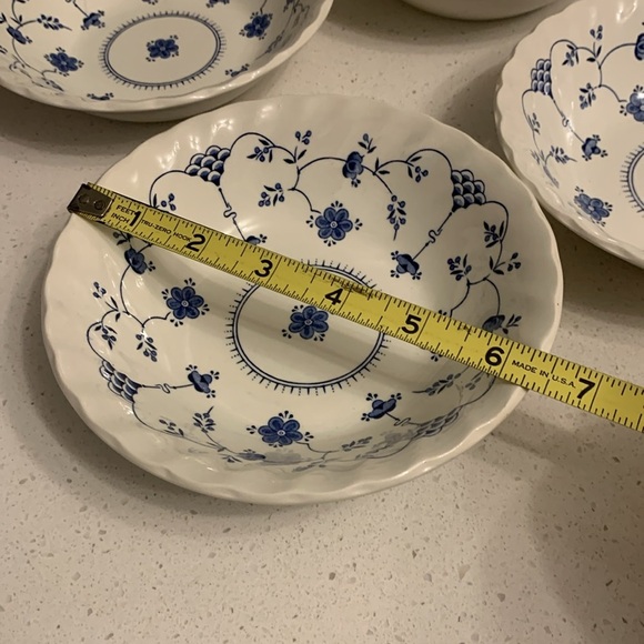 Set of 4 Vintage Myott Finlandia Soup/Salad Bowls 6.25 Some Crazing Classic Blue - Picture 3 of 8